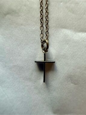 Vintage 1980’s Sterling Silver Cross Necklace